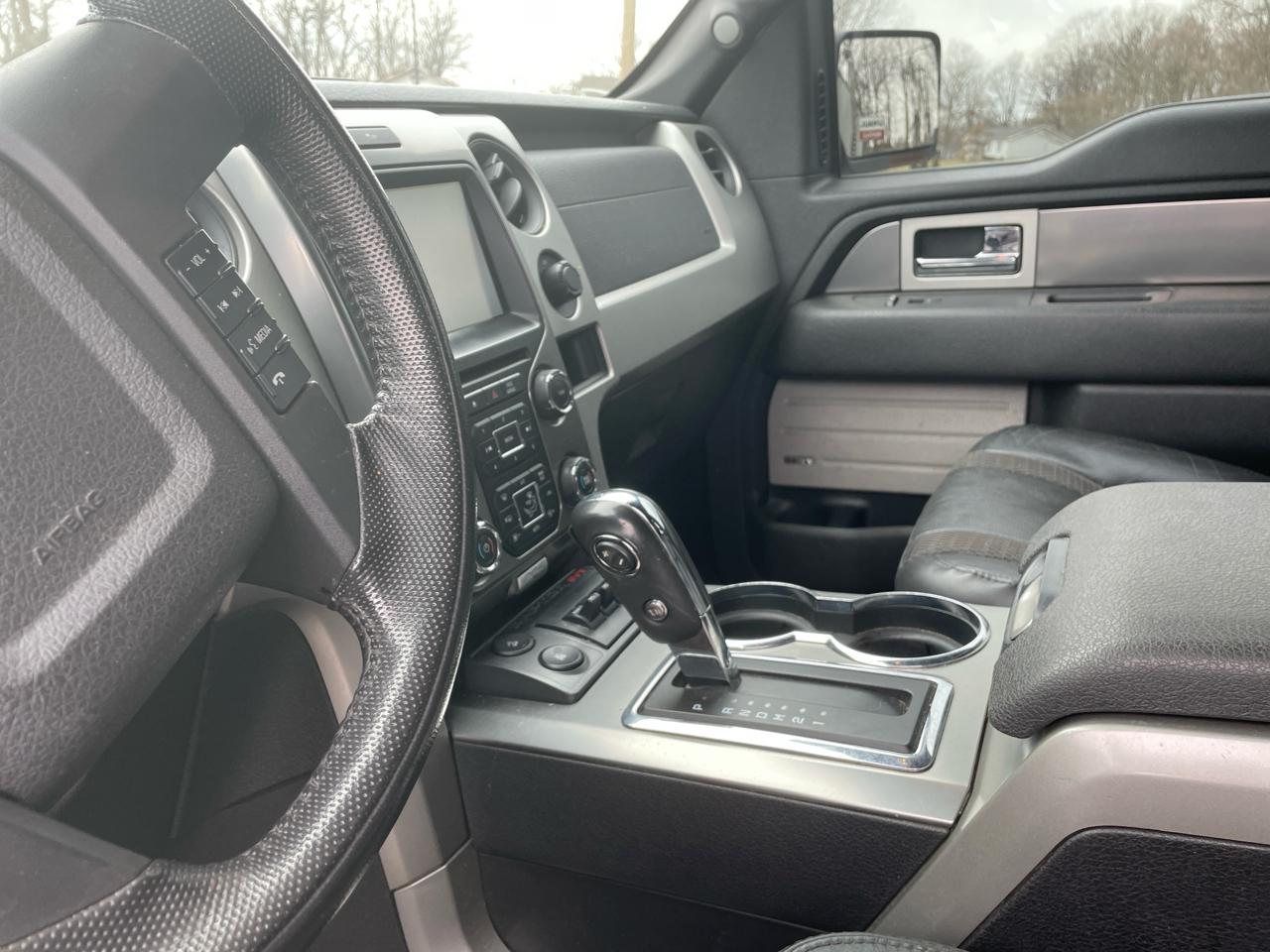 Ford F-150 SVT Raptor SuperCrew 5.5-ft. Bed 4WD 2013