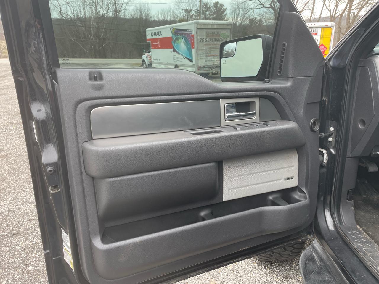 Ford F-150 SVT Raptor SuperCrew 5.5-ft. Bed 4WD 2013