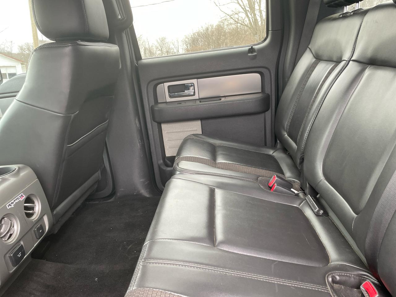 Ford F-150 SVT Raptor SuperCrew 5.5-ft. Bed 4WD 2013