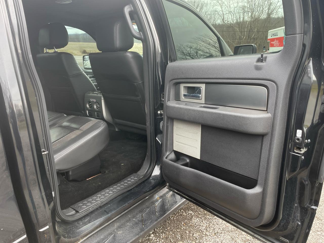 Ford F-150 SVT Raptor SuperCrew 5.5-ft. Bed 4WD 2013