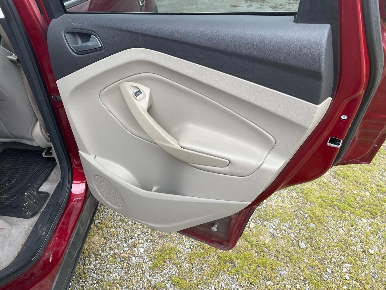 Ford Escape SE FWD 2013