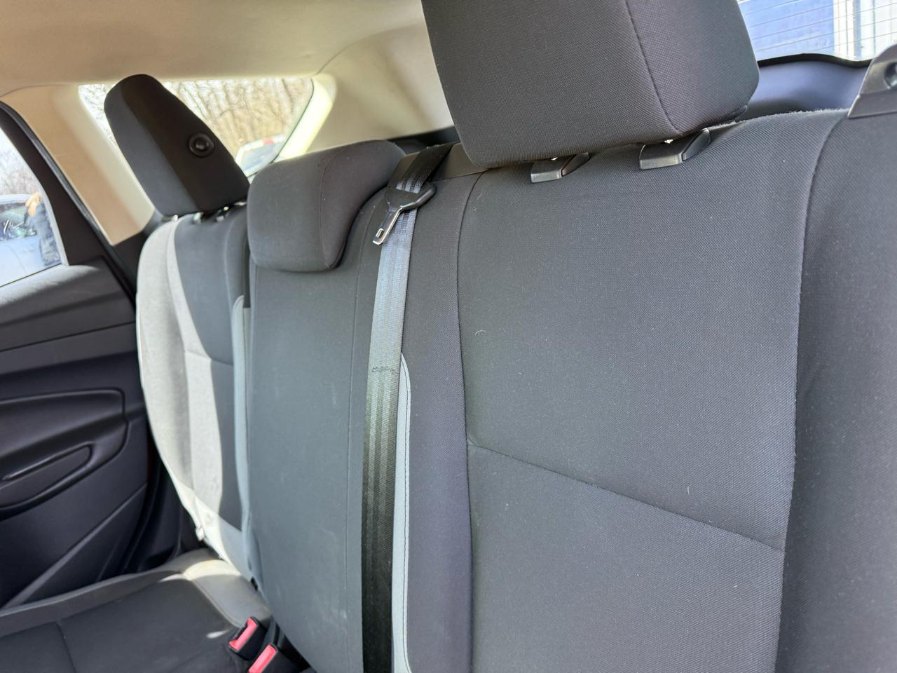 Ford Escape S FWD 2014