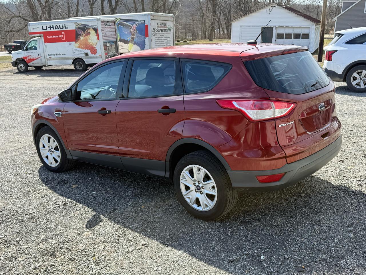 Ford Escape S FWD 2014