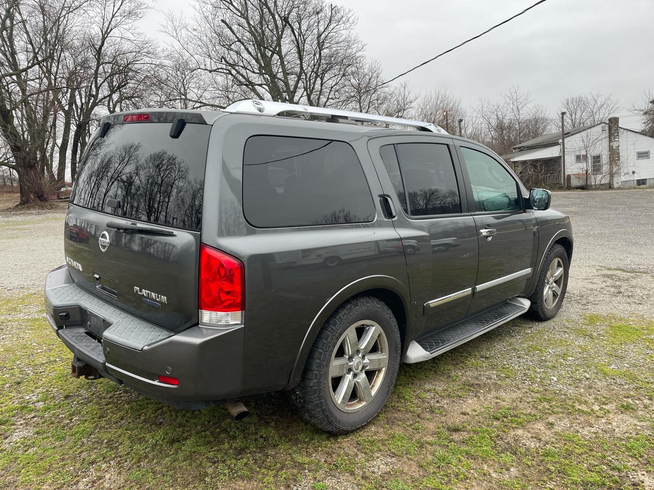 Nissan Armada SE 2WD 2010