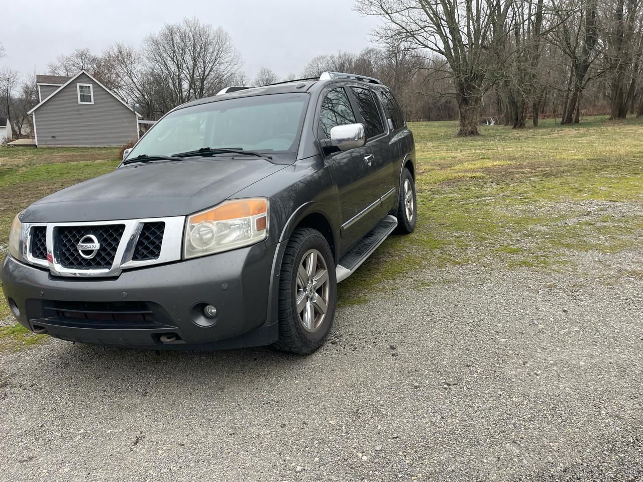 Nissan Armada SE 2WD 2010
