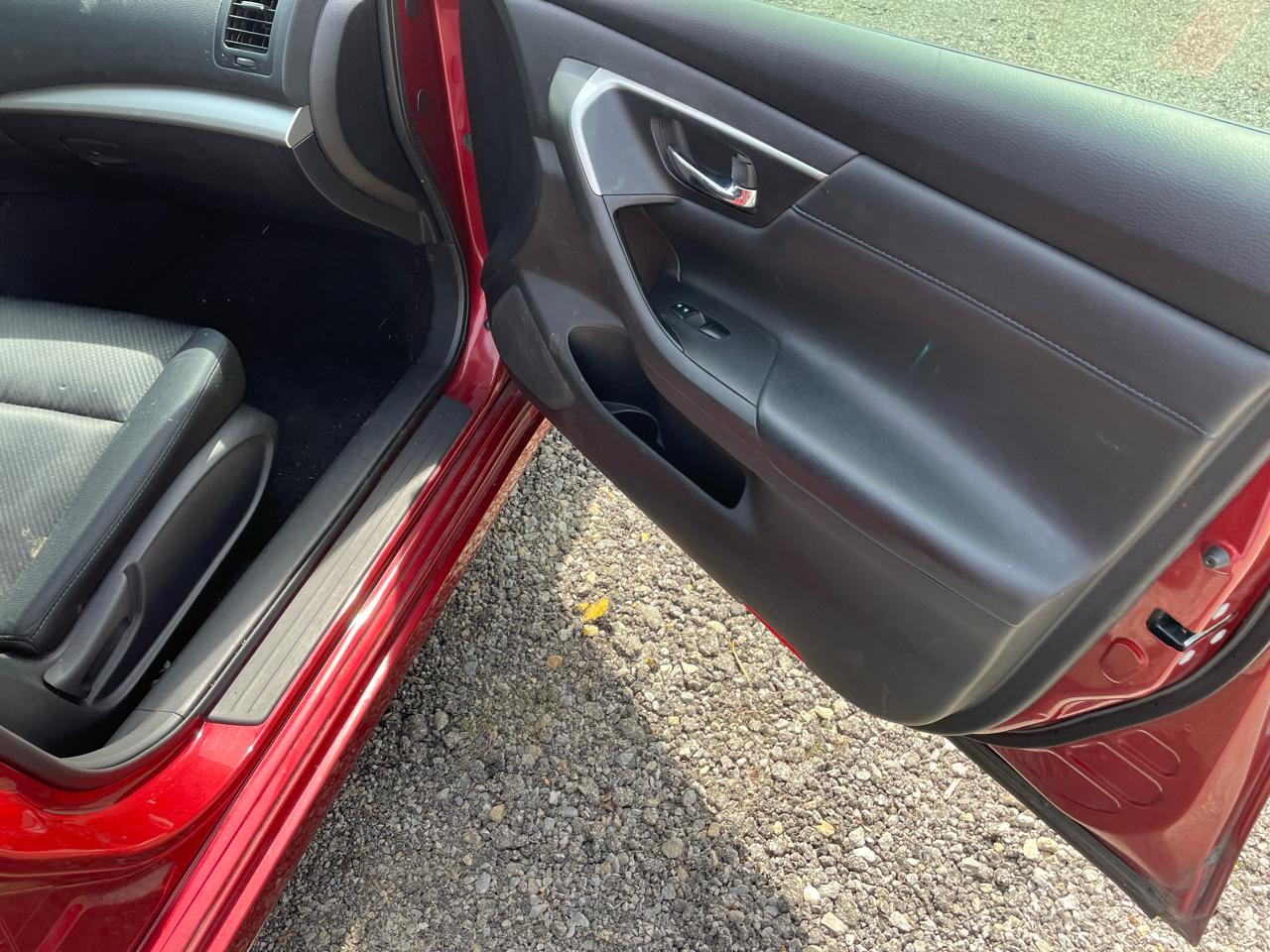 Nissan Altima 2.5 SR 2016