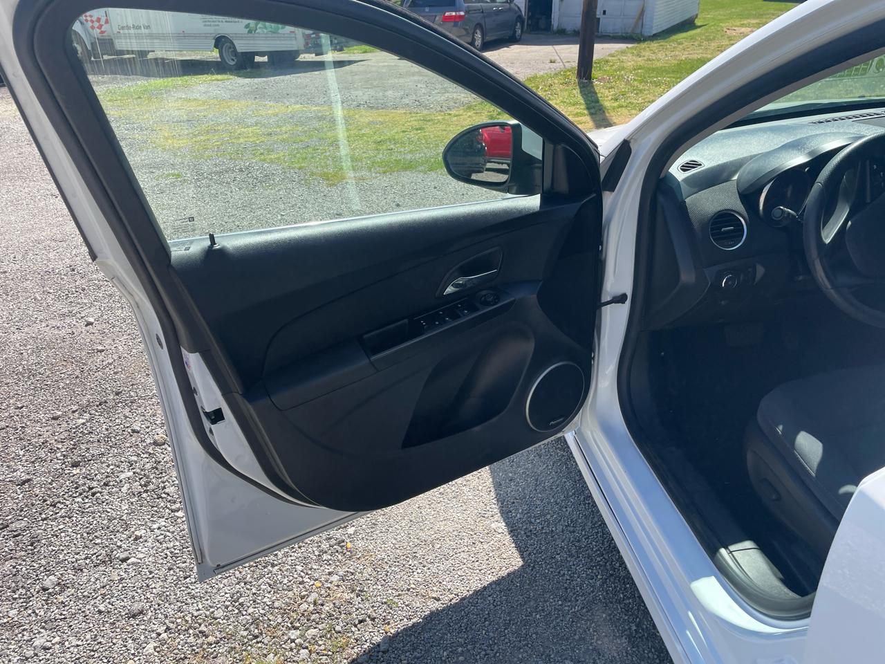 Chevrolet Cruze 1LT Auto 2015