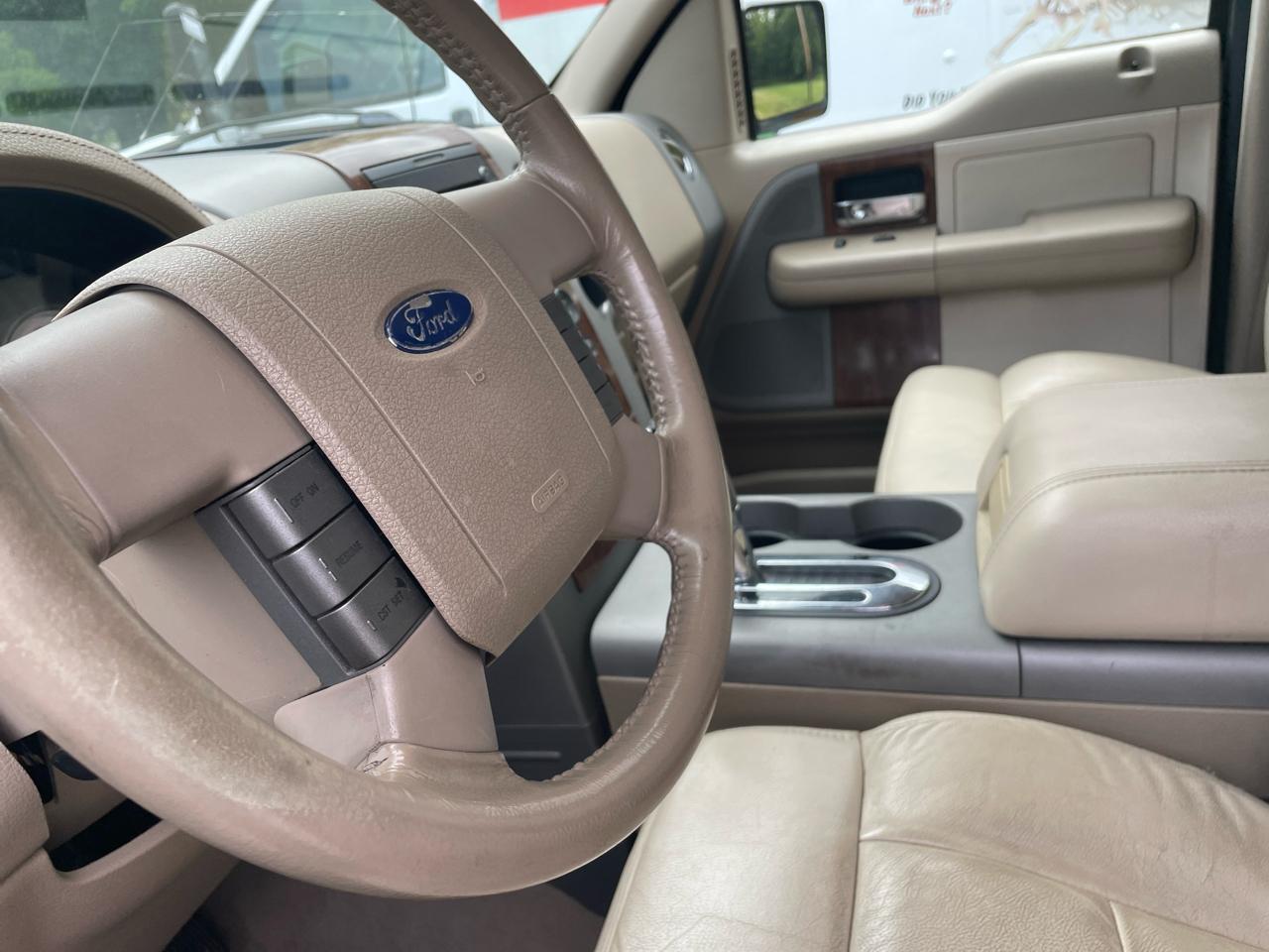 Ford F-150 Lariat SuperCrew 4WD 2004
