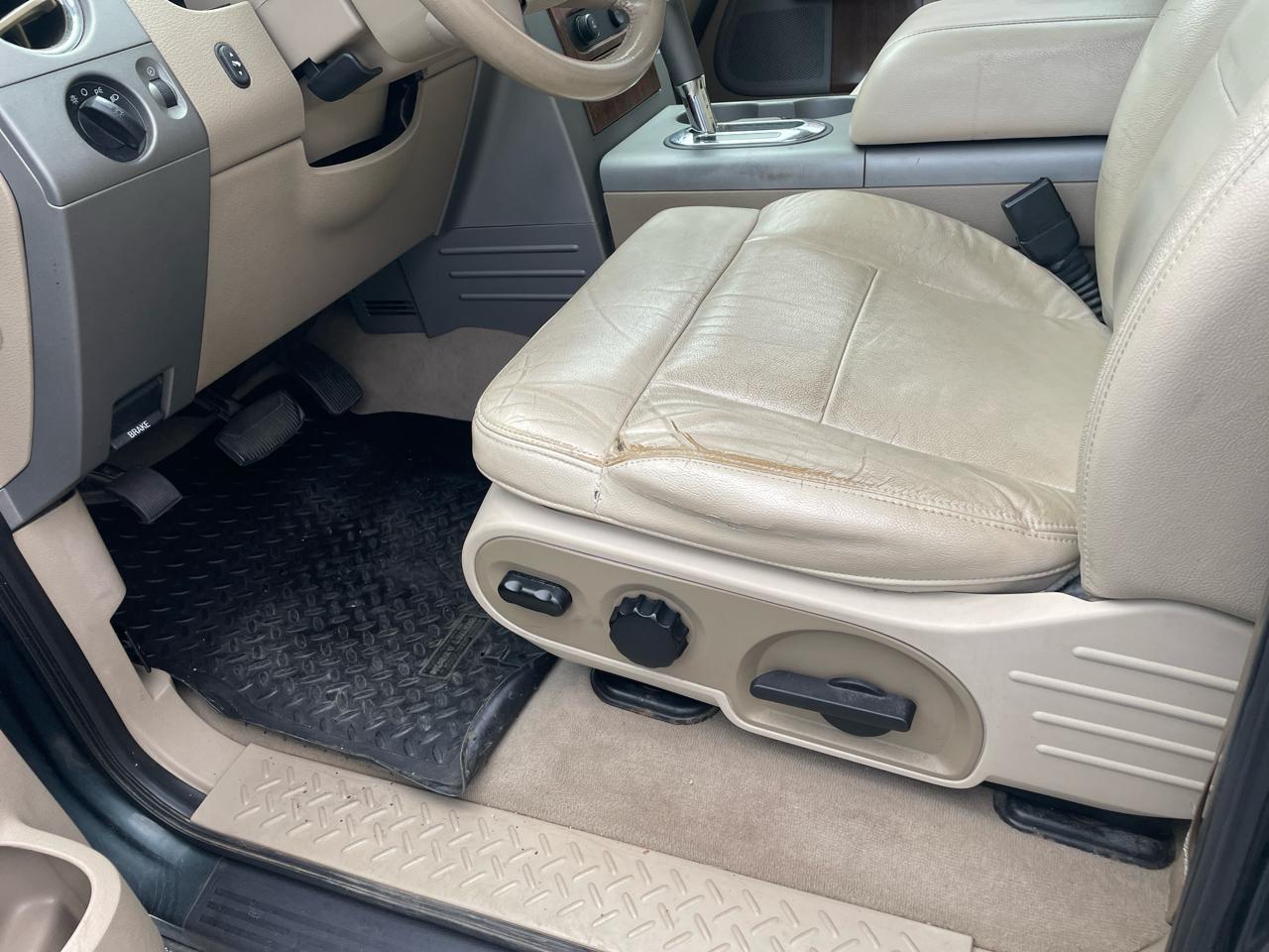 Ford F-150 Lariat SuperCrew 4WD 2004