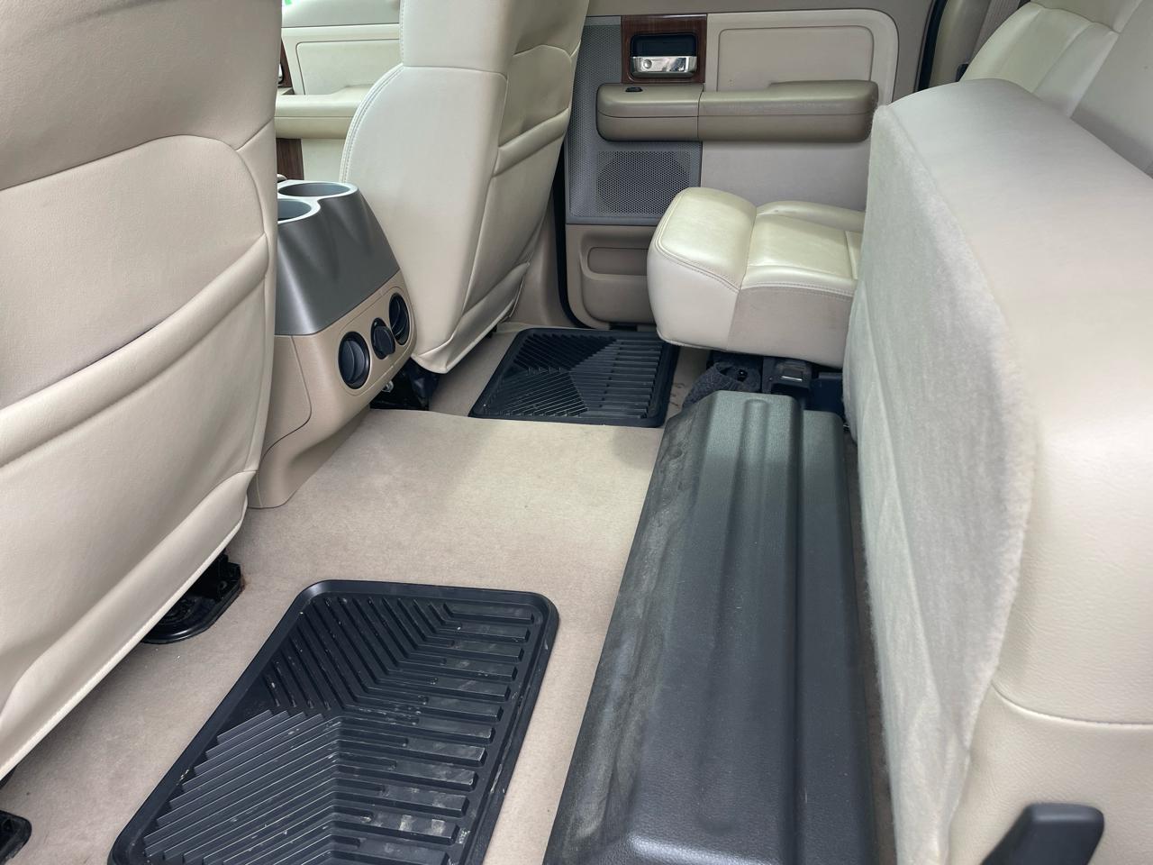 Ford F-150 Lariat SuperCrew 4WD 2004