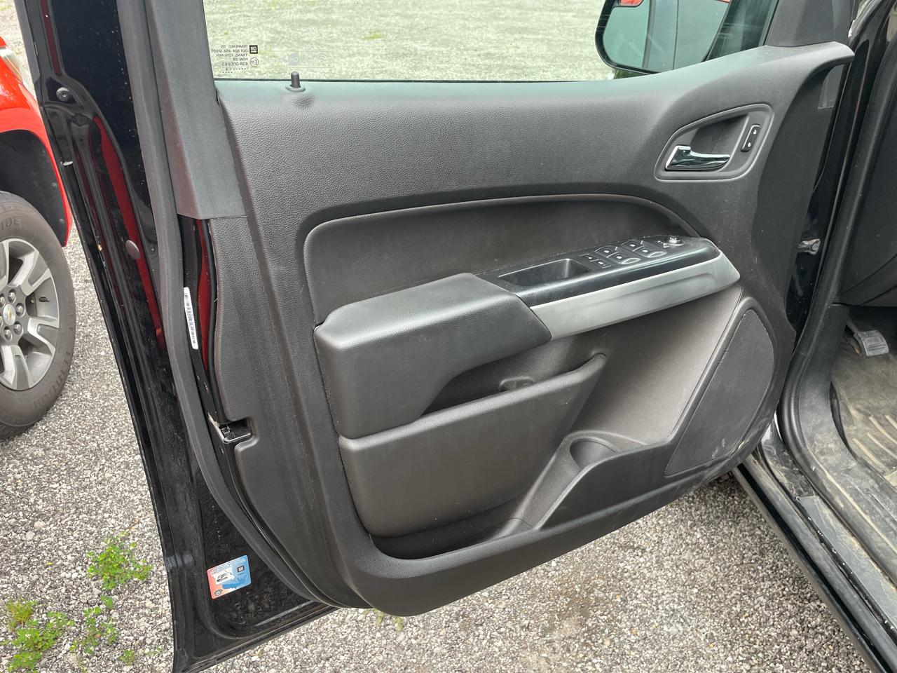 Chevrolet Colorado 1LT Crew Cab 4WD 2016
