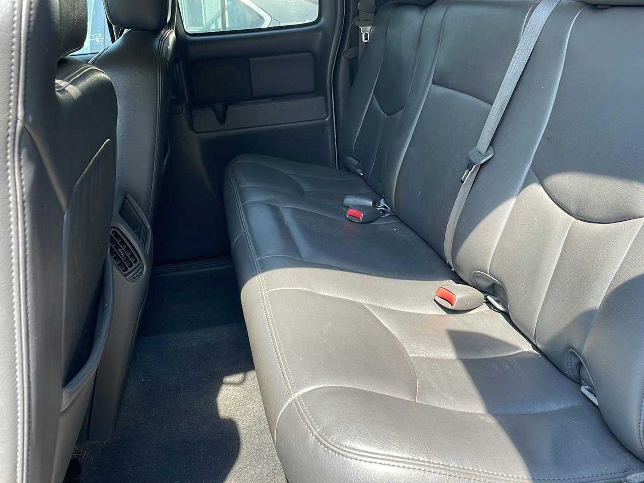 2006 Chevrolet Silverado 1500 LS - Photo 12