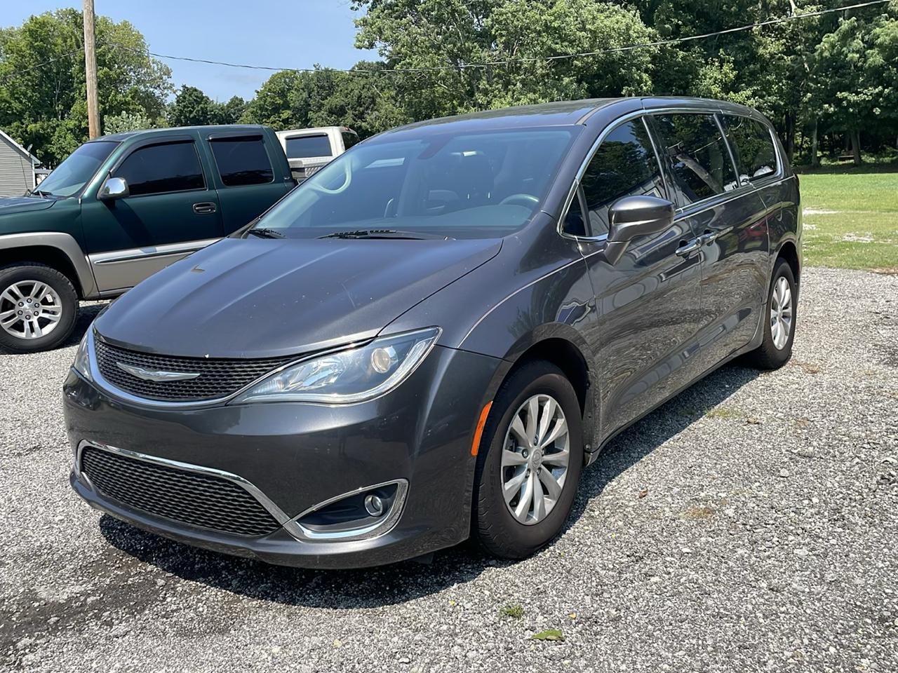 2018 Chrysler Pacifica Touring Plus - Photo 3