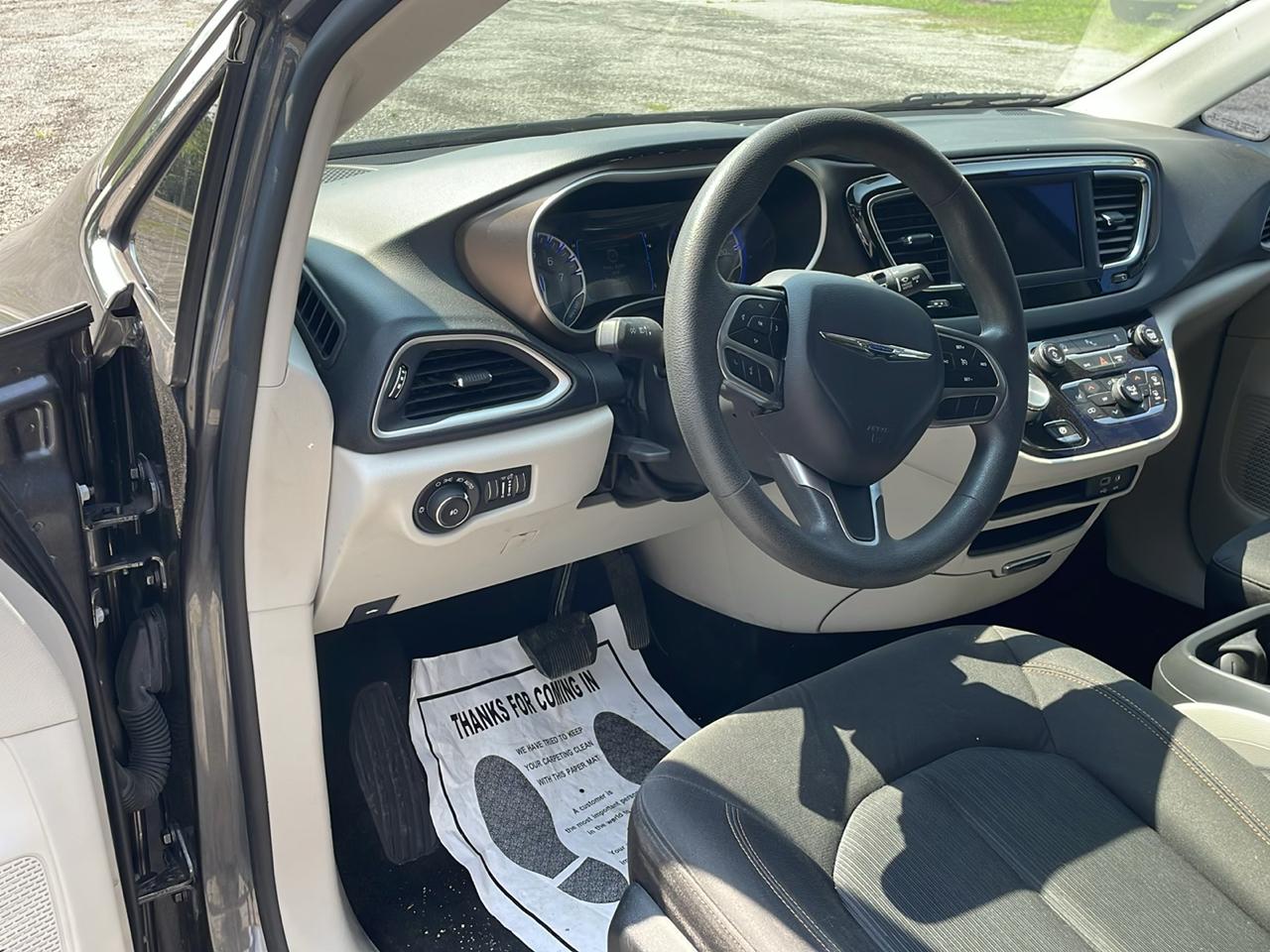 2018 Chrysler Pacifica Touring Plus - Photo 12