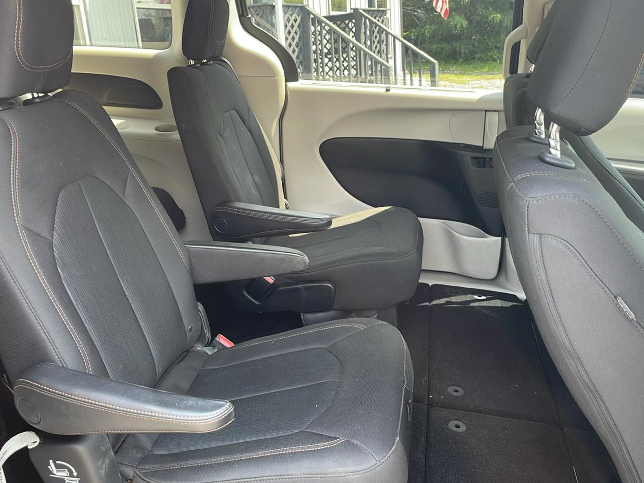 2018 Chrysler Pacifica Touring Plus - Photo 25