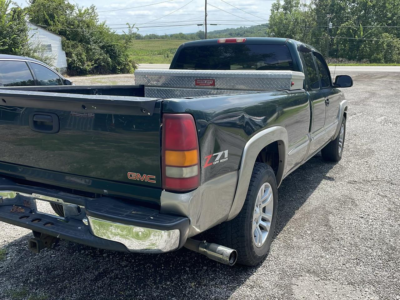 GMC Sierra 1500 SL Ext. Cab Short Bed 4WD 2001