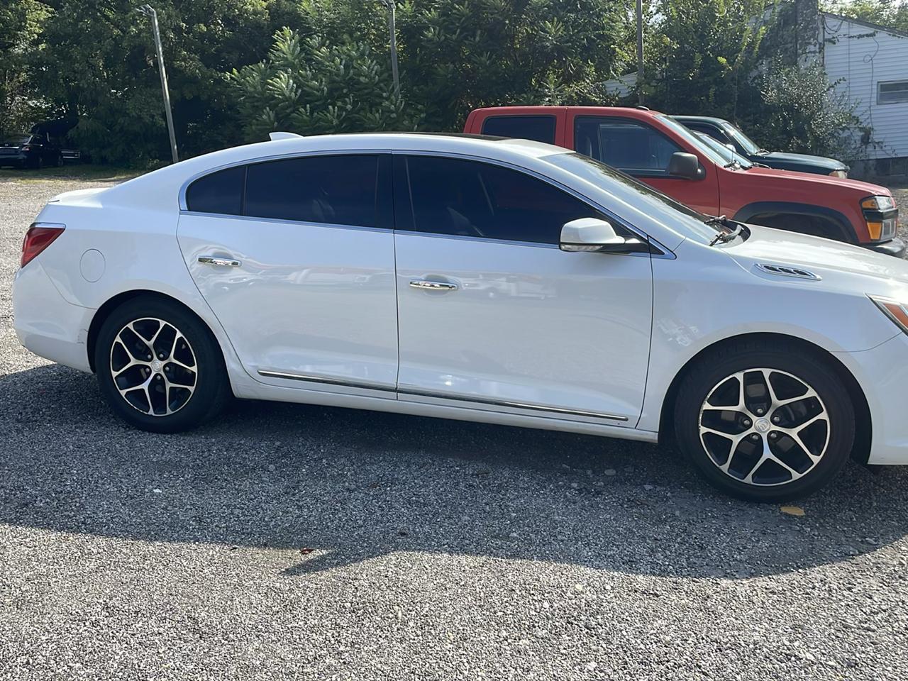 Buick LaCrosse Sport Touring 2016