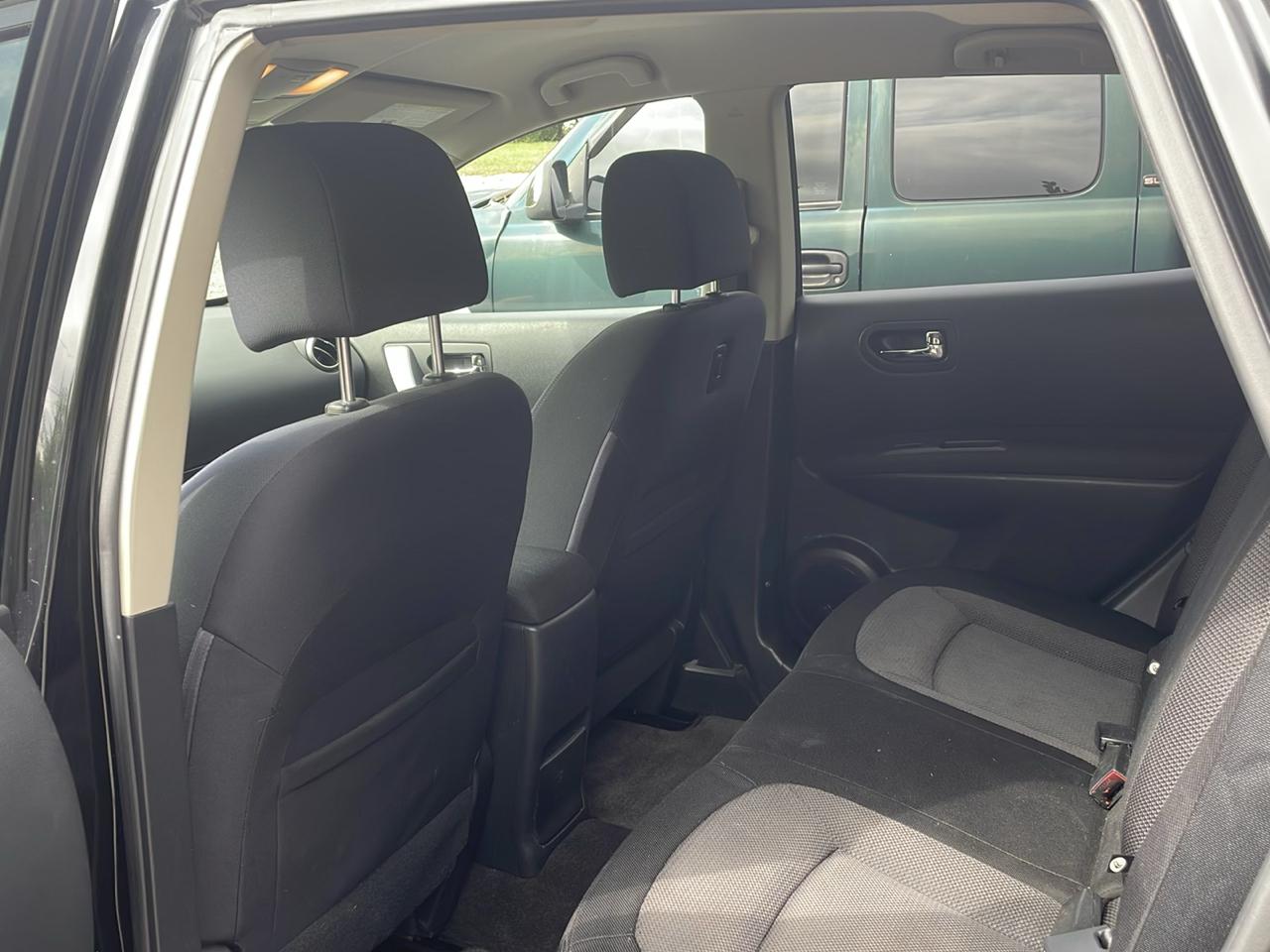 Nissan Rogue S AWD 2013
