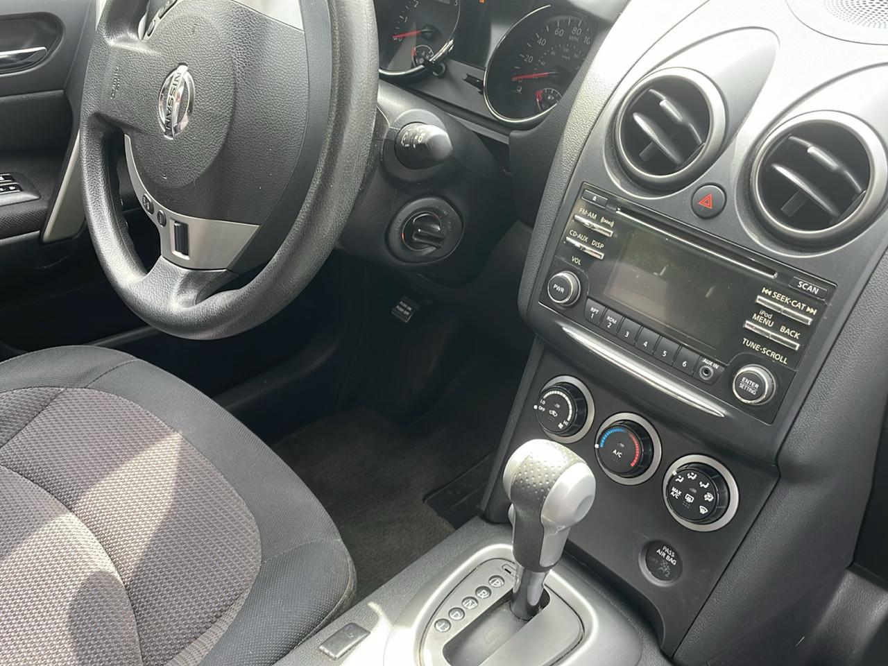 Nissan Rogue S AWD 2013
