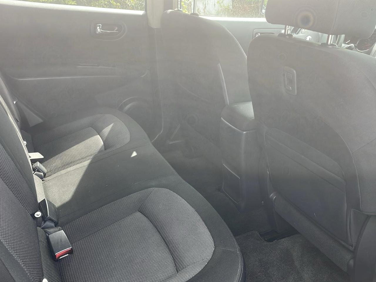 Nissan Rogue S AWD 2013