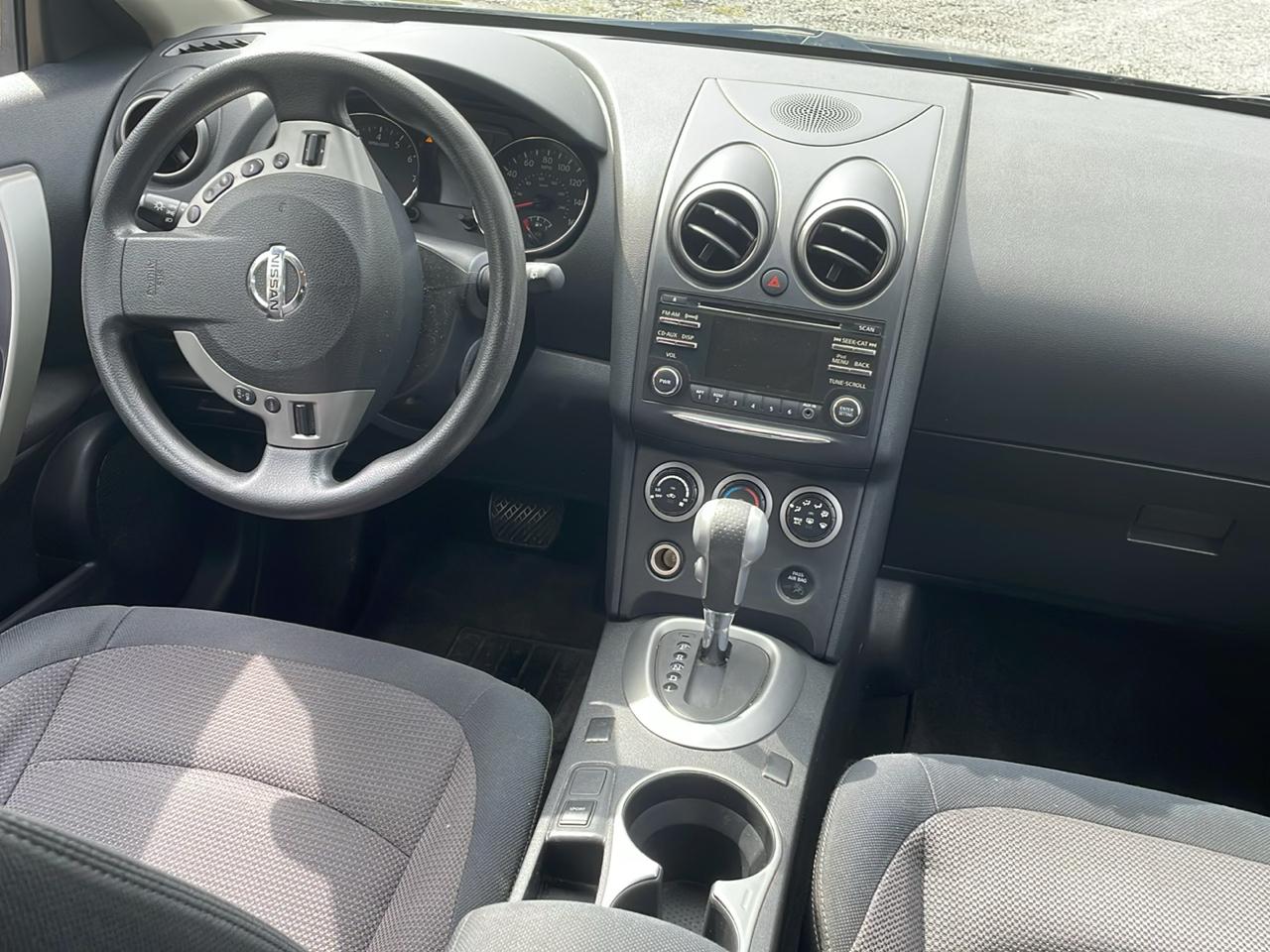 Nissan Rogue S AWD 2013