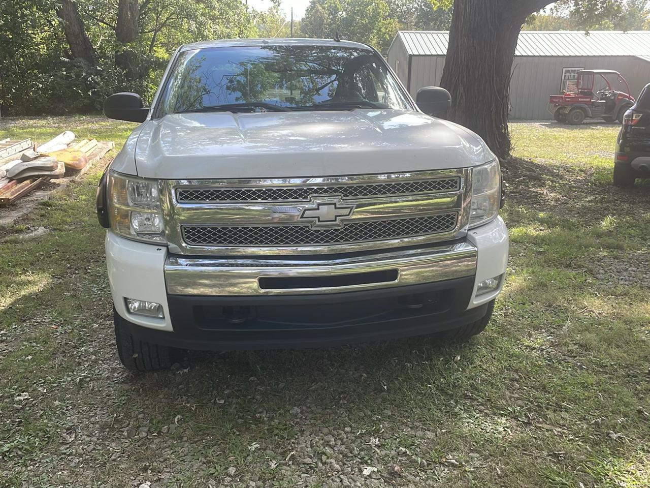 Chevrolet Silverado 1500 LT Ext. Cab Long Box 4WD 2011