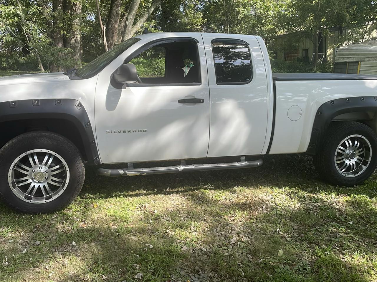 Chevrolet Silverado 1500 LT Ext. Cab Long Box 4WD 2011
