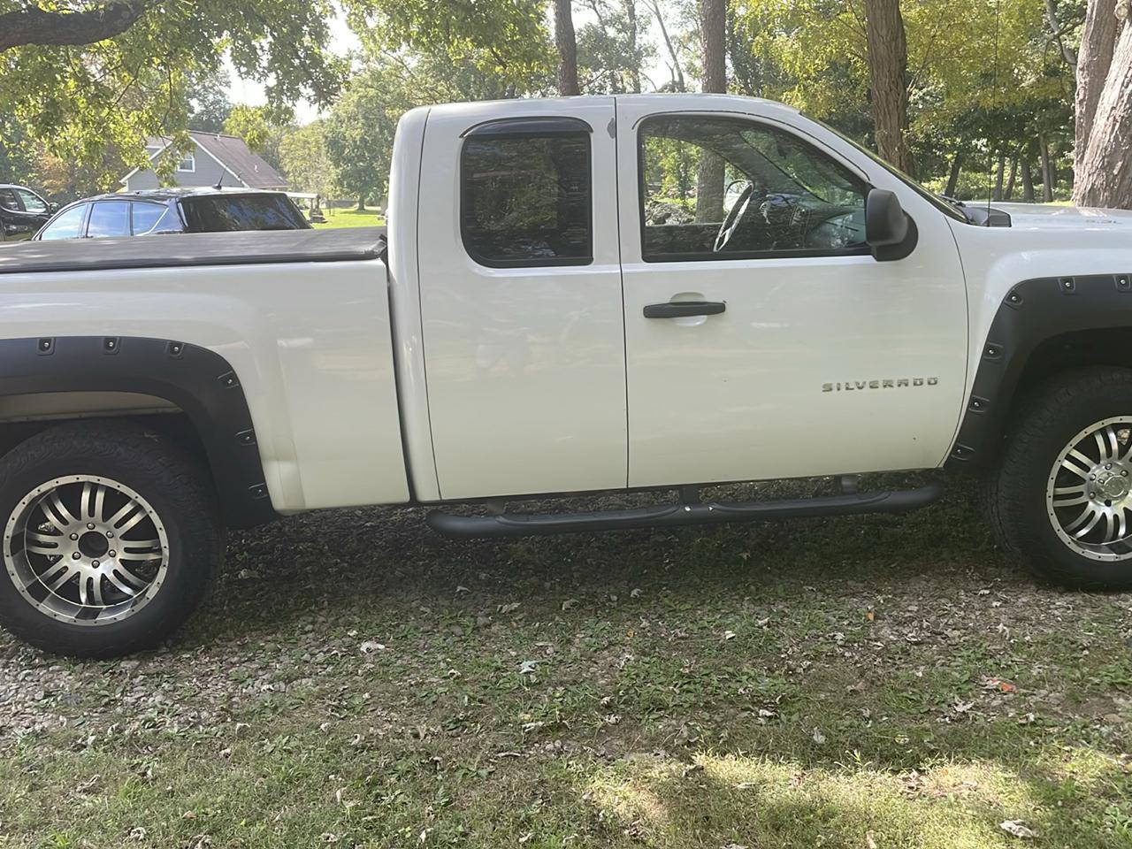 Chevrolet Silverado 1500 LT Ext. Cab Long Box 4WD 2011