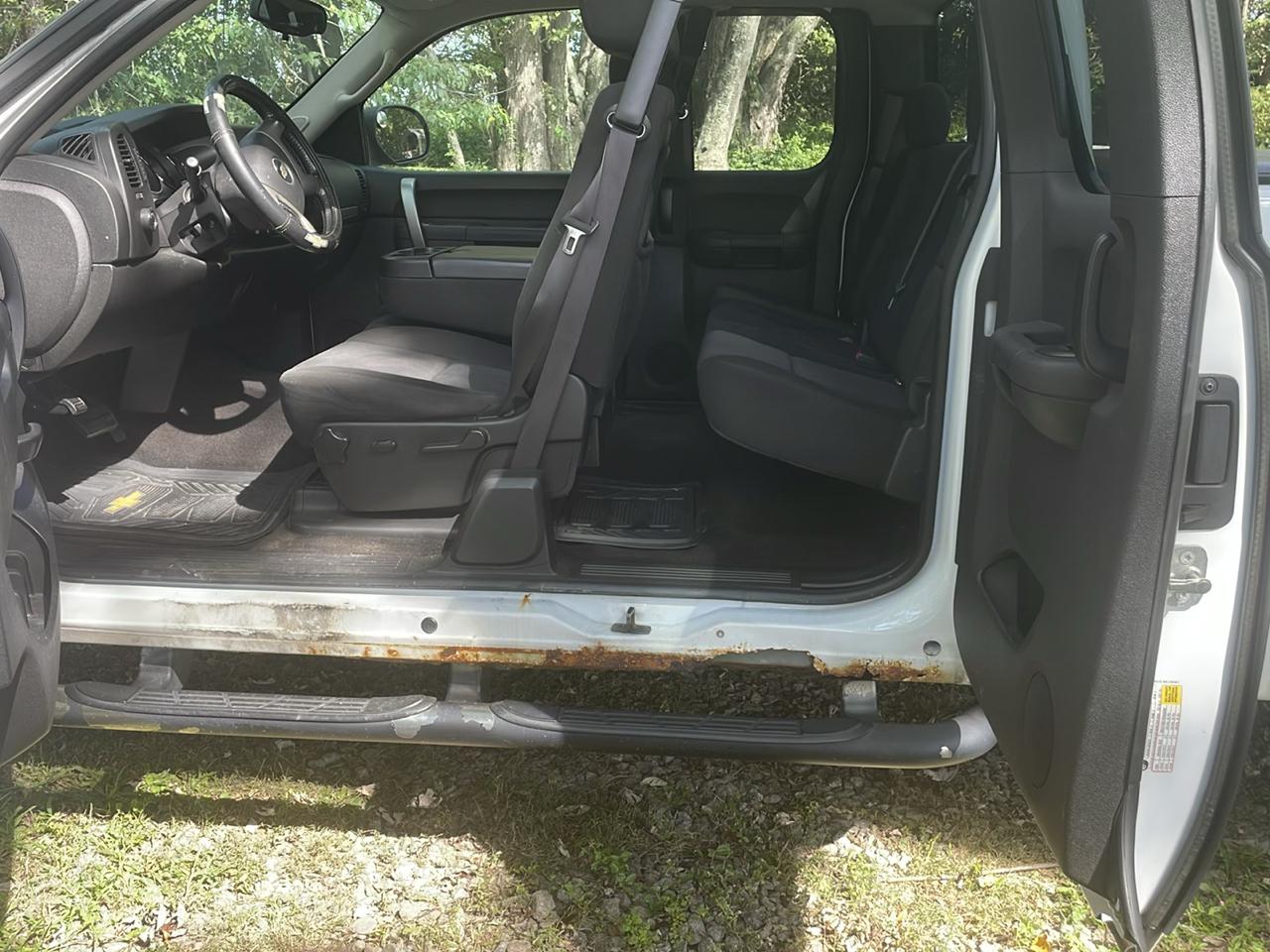 Chevrolet Silverado 1500 LT Ext. Cab Long Box 4WD 2011