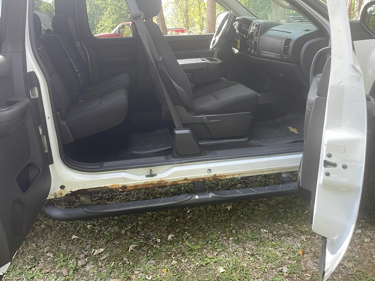 Chevrolet Silverado 1500 LT Ext. Cab Long Box 4WD 2011