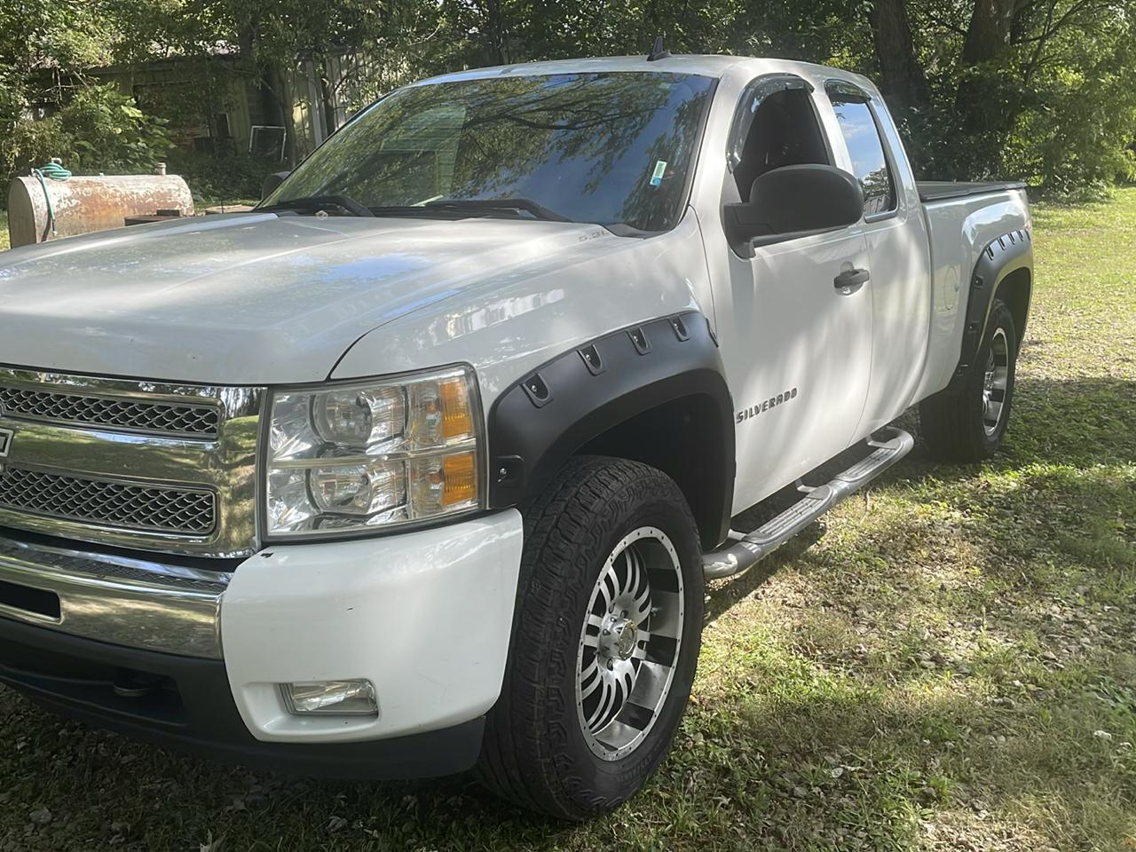 Chevrolet Silverado 1500 LT Ext. Cab Long Box 4WD 2011