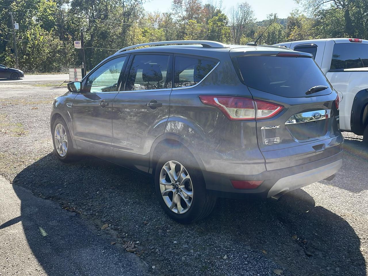 Ford Escape Titanium 4WD 2016