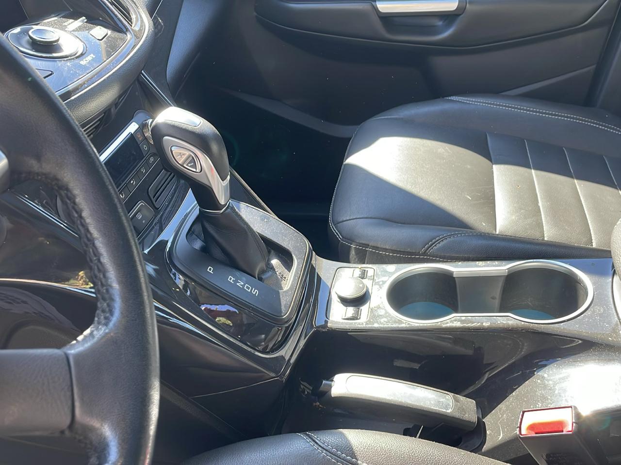 Ford Escape Titanium 4WD 2016