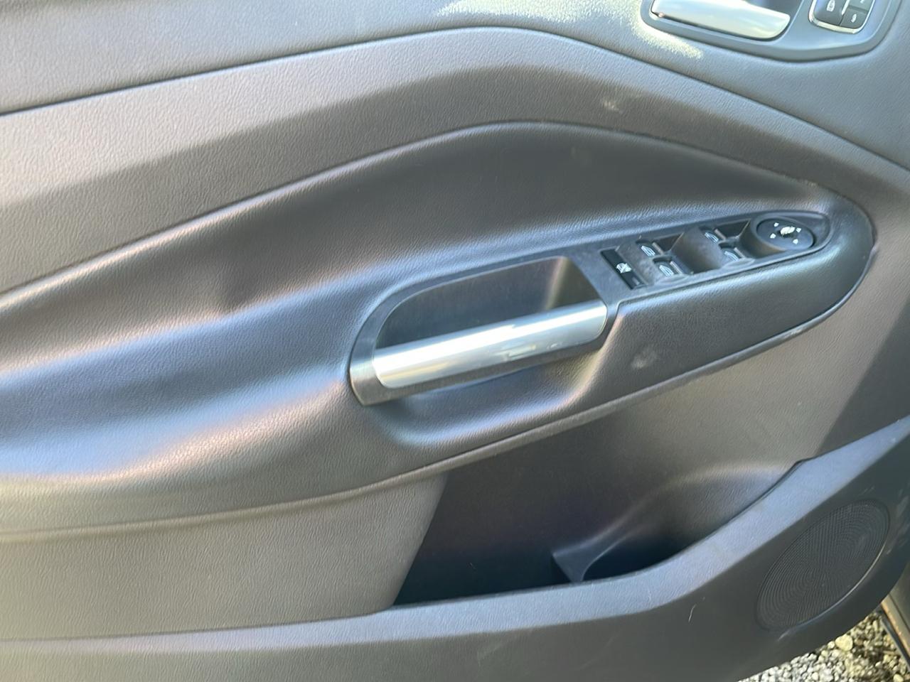 Ford Escape Titanium 4WD 2016