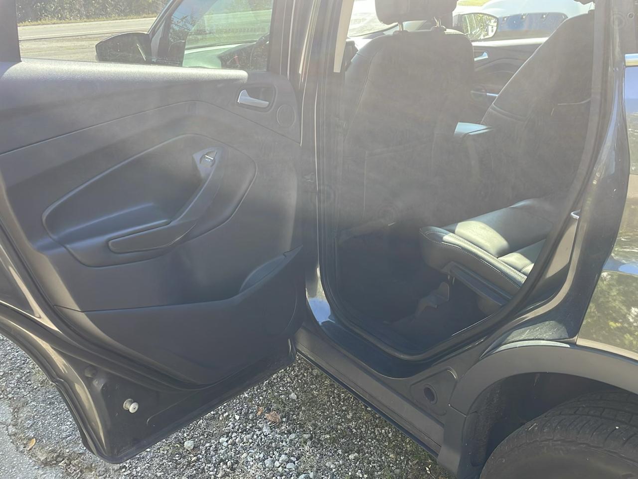 Ford Escape Titanium 4WD 2016