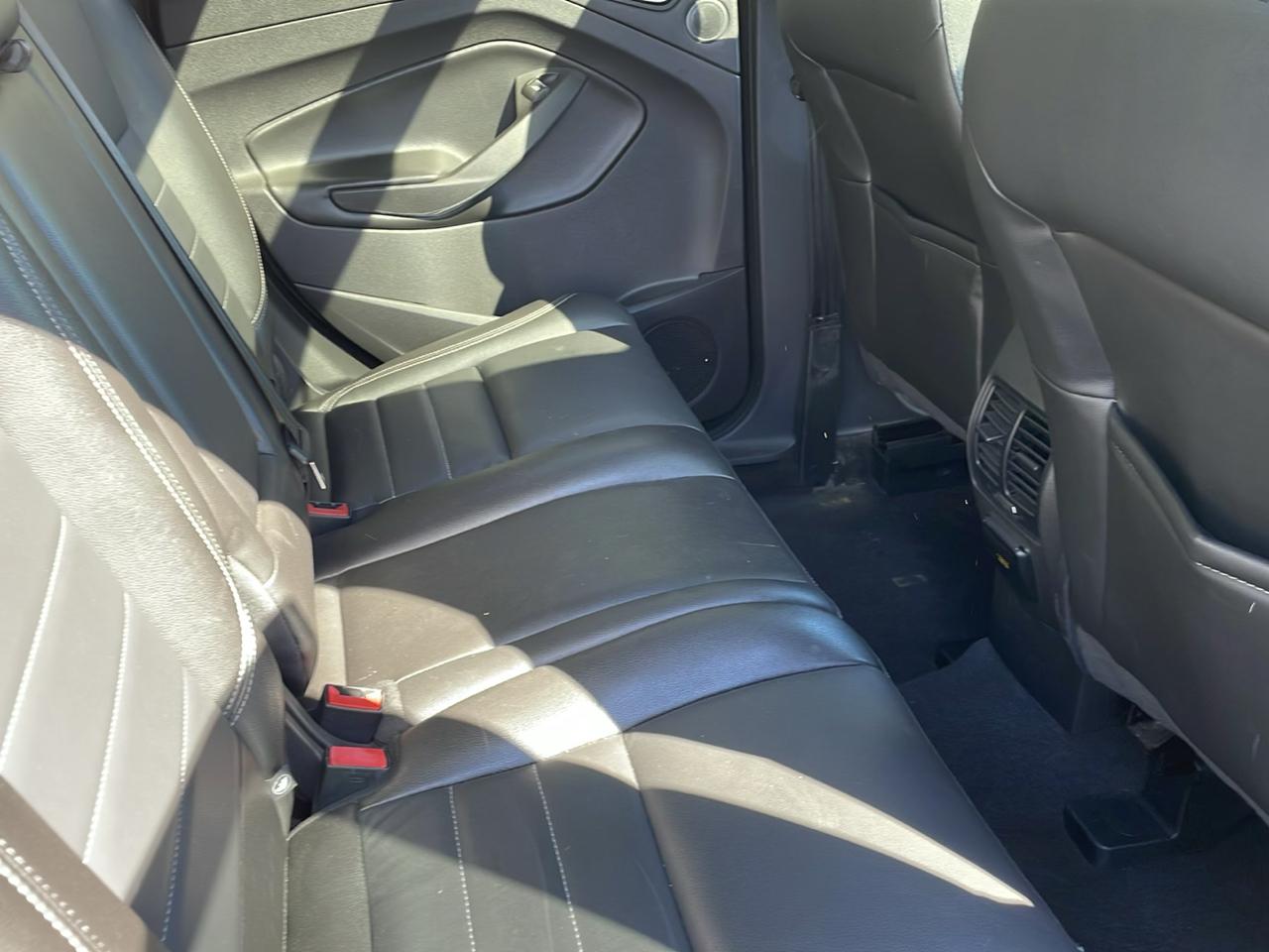 Ford Escape Titanium 4WD 2016