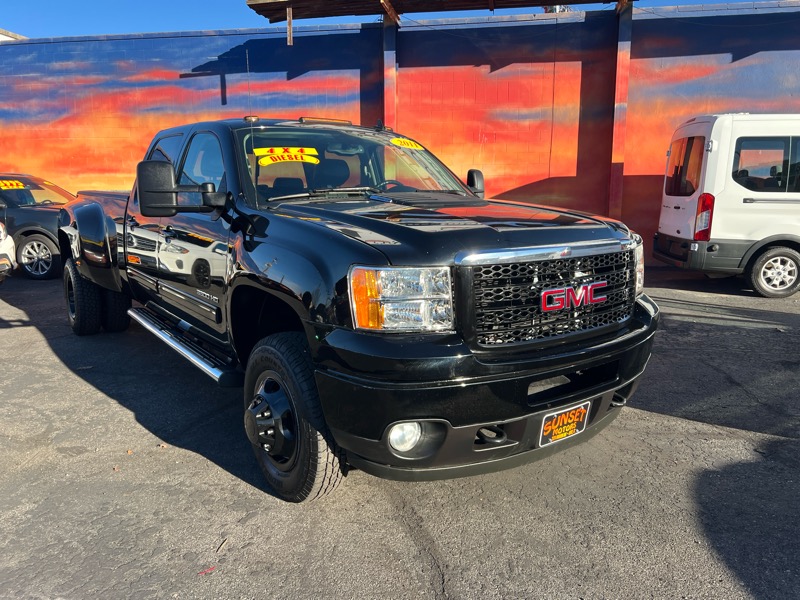 GMC Sierra 3500HD 4WD Crew Cab 167.7" DRW SLT 2011