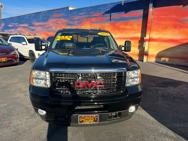 GMC Sierra 3500HD 4WD Crew Cab 167.7" DRW SLT 2011