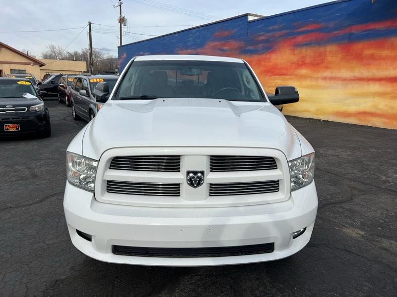 RAM 1500 4WD Crew Cab 140.5" Sport 2012