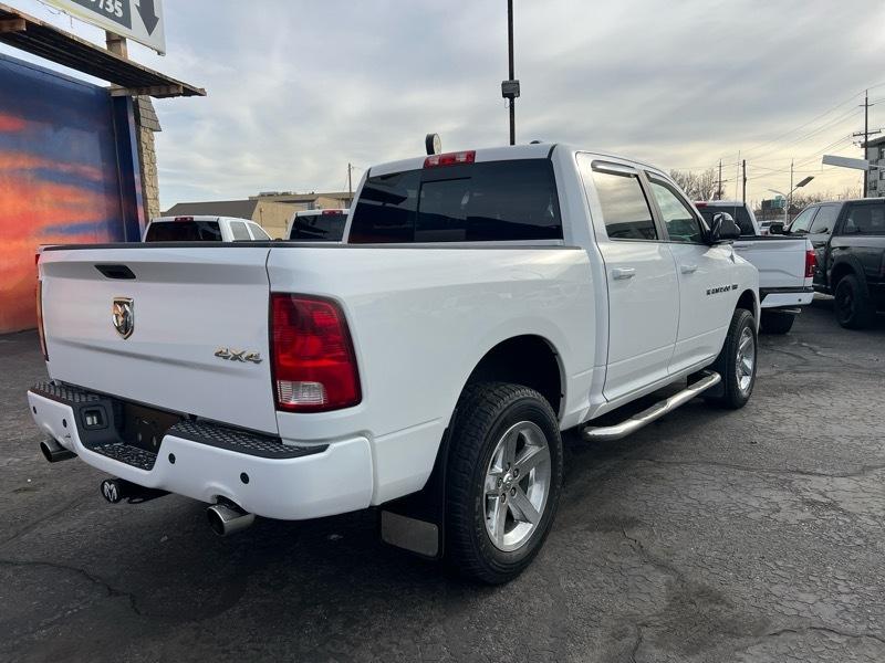 RAM 1500 4WD Crew Cab 140.5" Sport 2012
