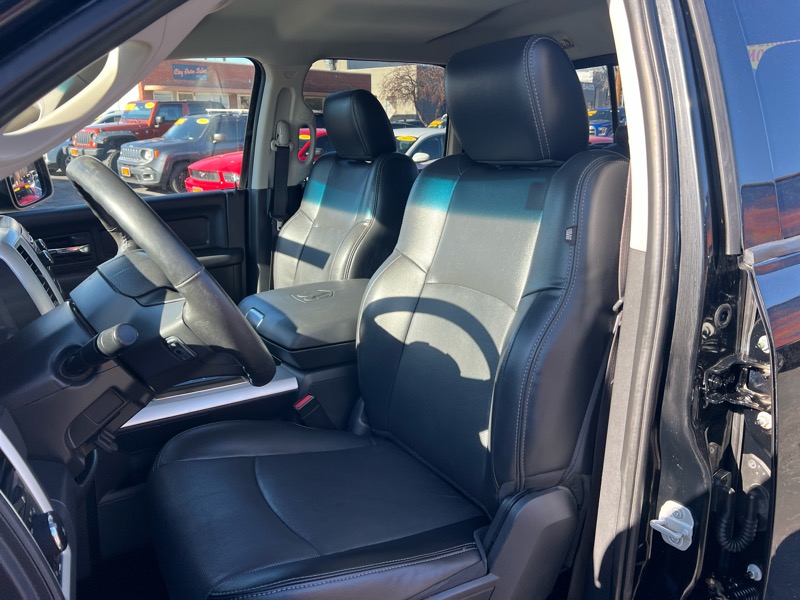 RAM 1500 4WD Crew Cab 140.5" Sport 2012