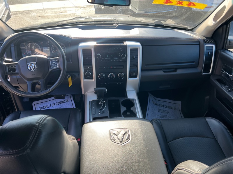 RAM 1500 4WD Crew Cab 140.5" Sport 2012