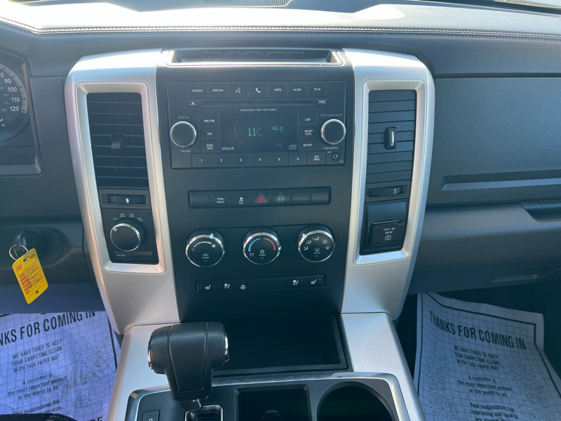 RAM 1500 4WD Crew Cab 140.5" Sport 2012