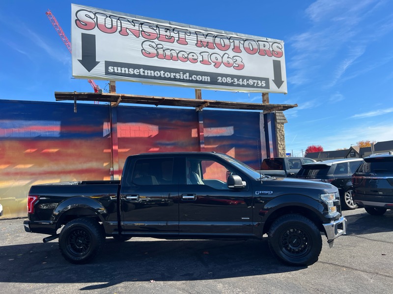 2015 Ford F-150 4WD SuperCrew 145" XLT