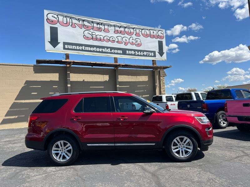 Ford Explorer XLT 4WD 2018