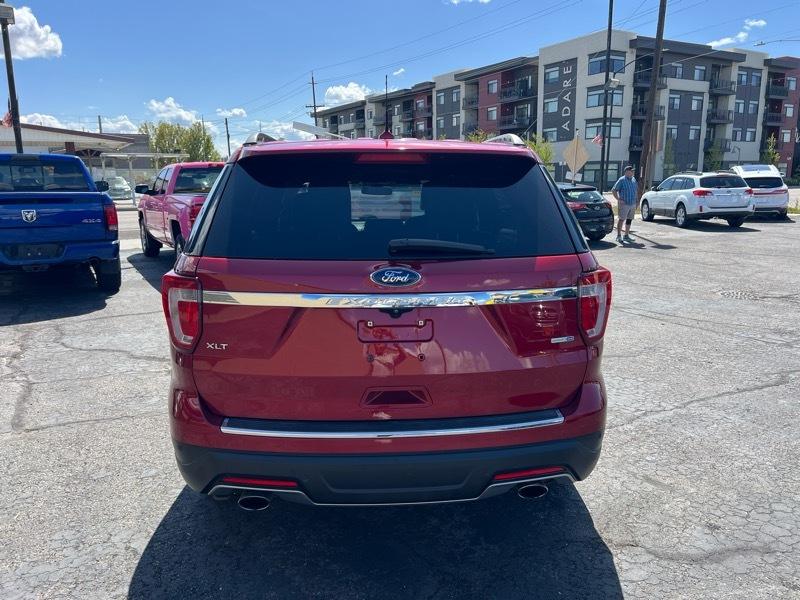 Ford Explorer XLT 4WD 2018
