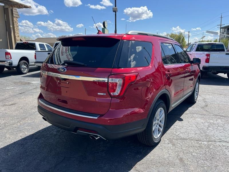 Ford Explorer XLT 4WD 2018