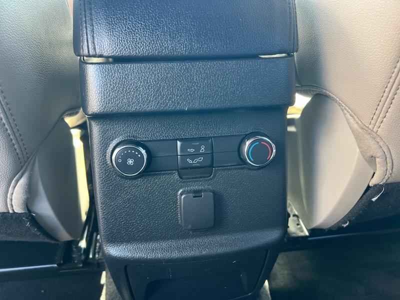 Ford Explorer XLT 4WD 2018