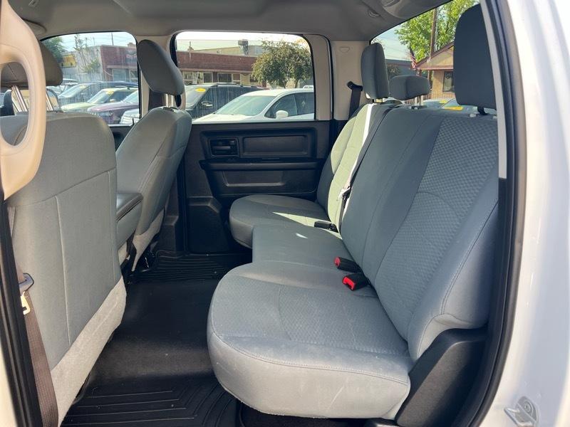RAM 2500 Tradesman 4x4 Crew Cab 8' Box 2018