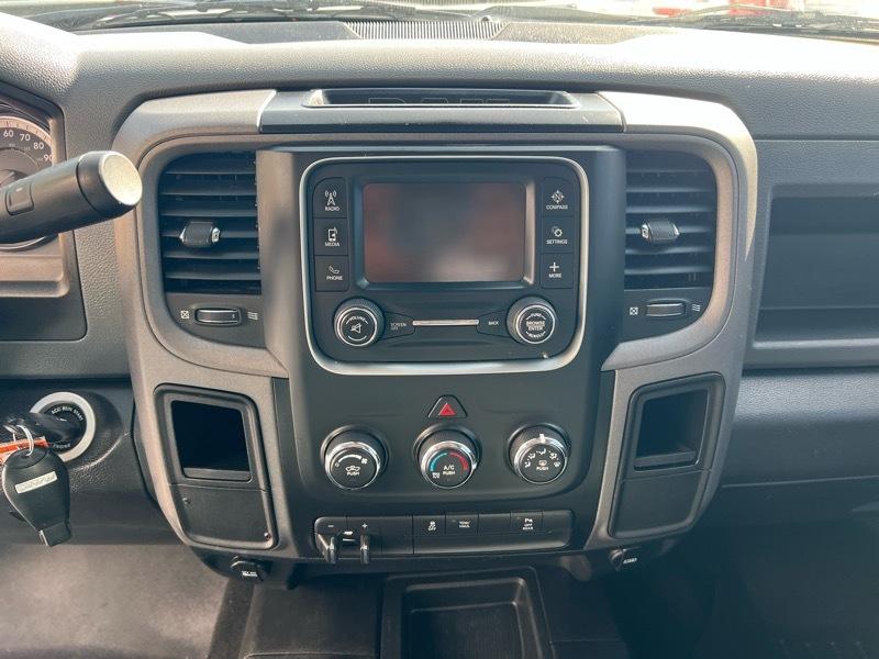 RAM 2500 Tradesman 4x4 Crew Cab 8' Box 2018